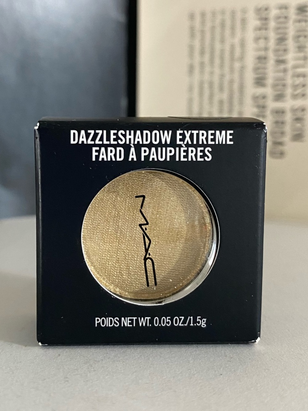 MAC Dazzleshadow Extreme Eye Shadow, Kiss if Klimt, Full Size, 0.05 OZ / 1.5 g